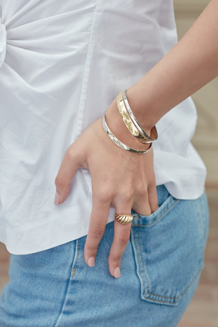 14K Yellow Gold 6.5 mm Hinged Bangle Bracelet